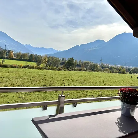 Mona شقة مونستر